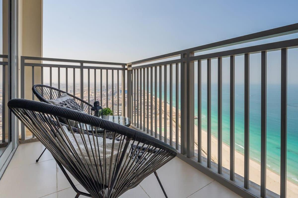 Frank Porter - 5242 Emaar Tower Dubai Exterior photo